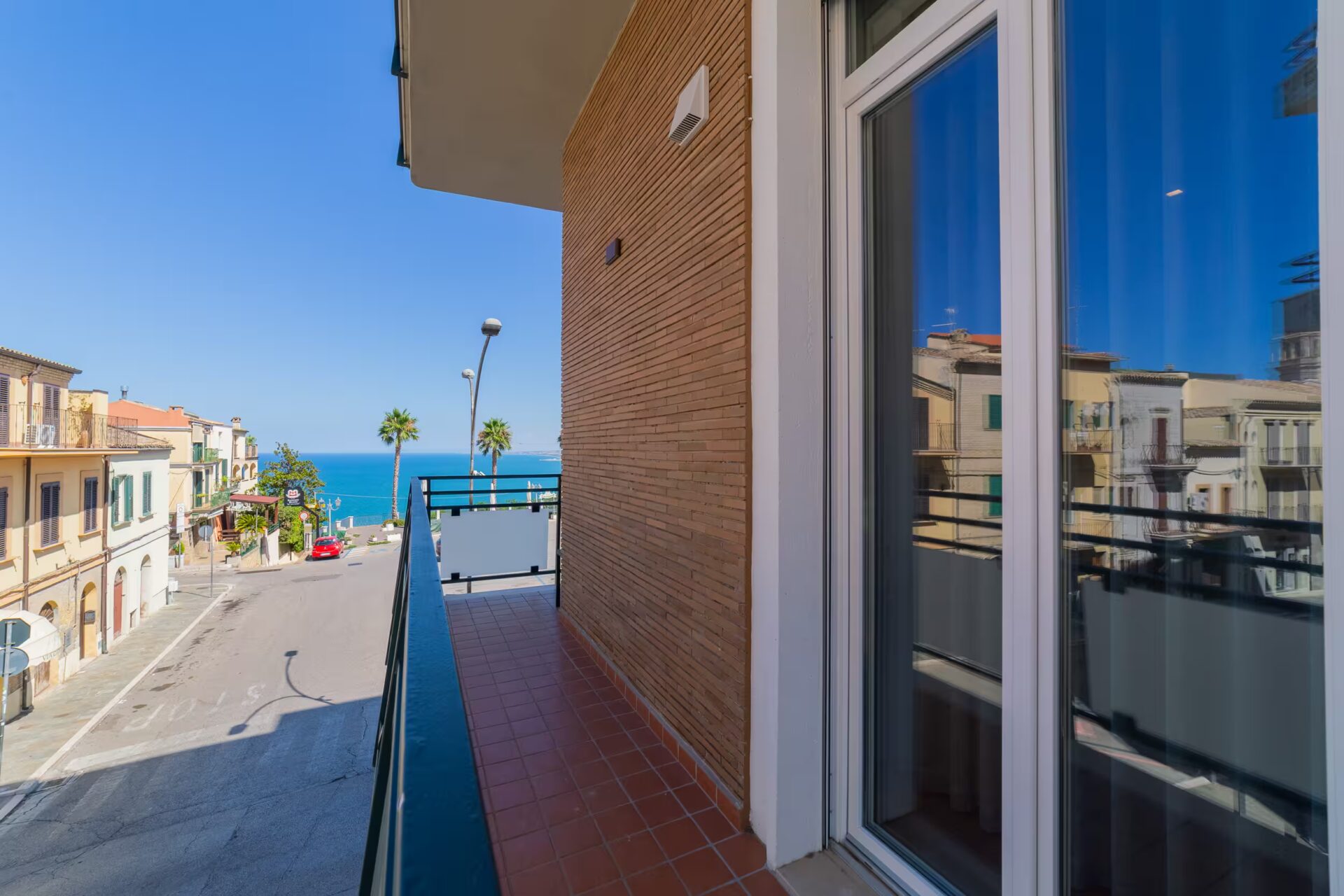 balcone della stanza blu B&B Piazza Marconi