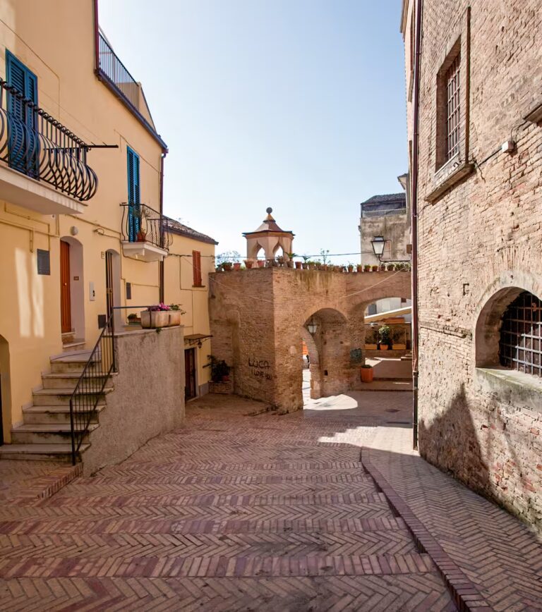 Porta Catena